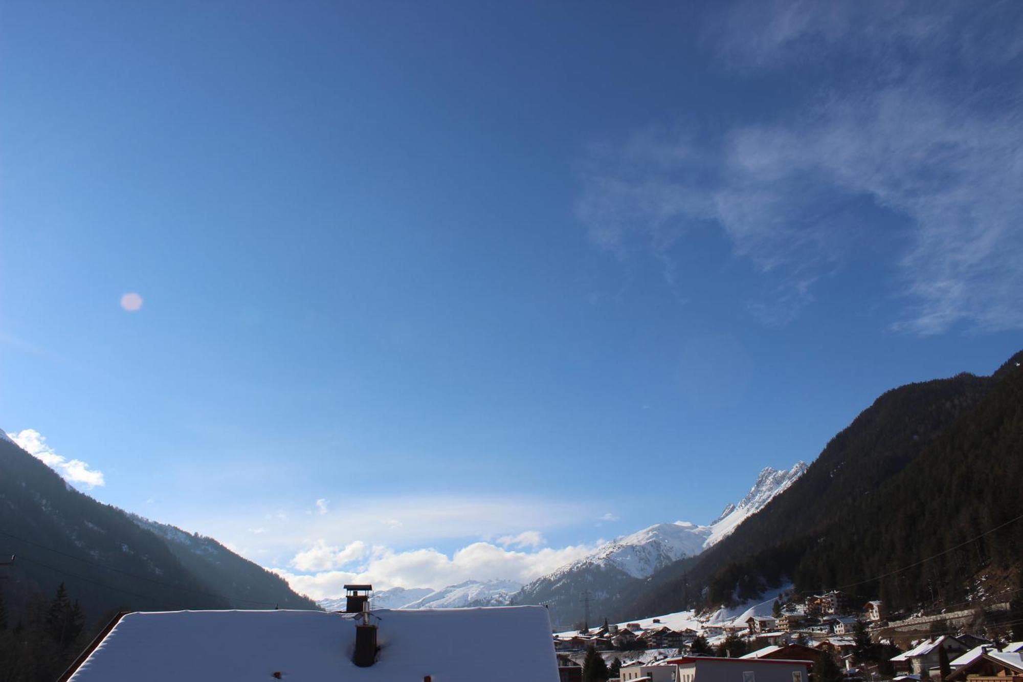 Apart Schultes Pettneu am Arlberg Bilik gambar
