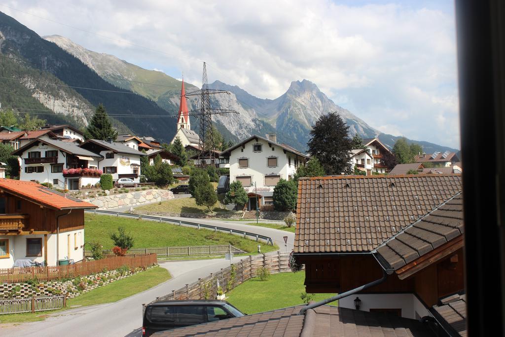 Apart Schultes Pettneu am Arlberg Luaran gambar
